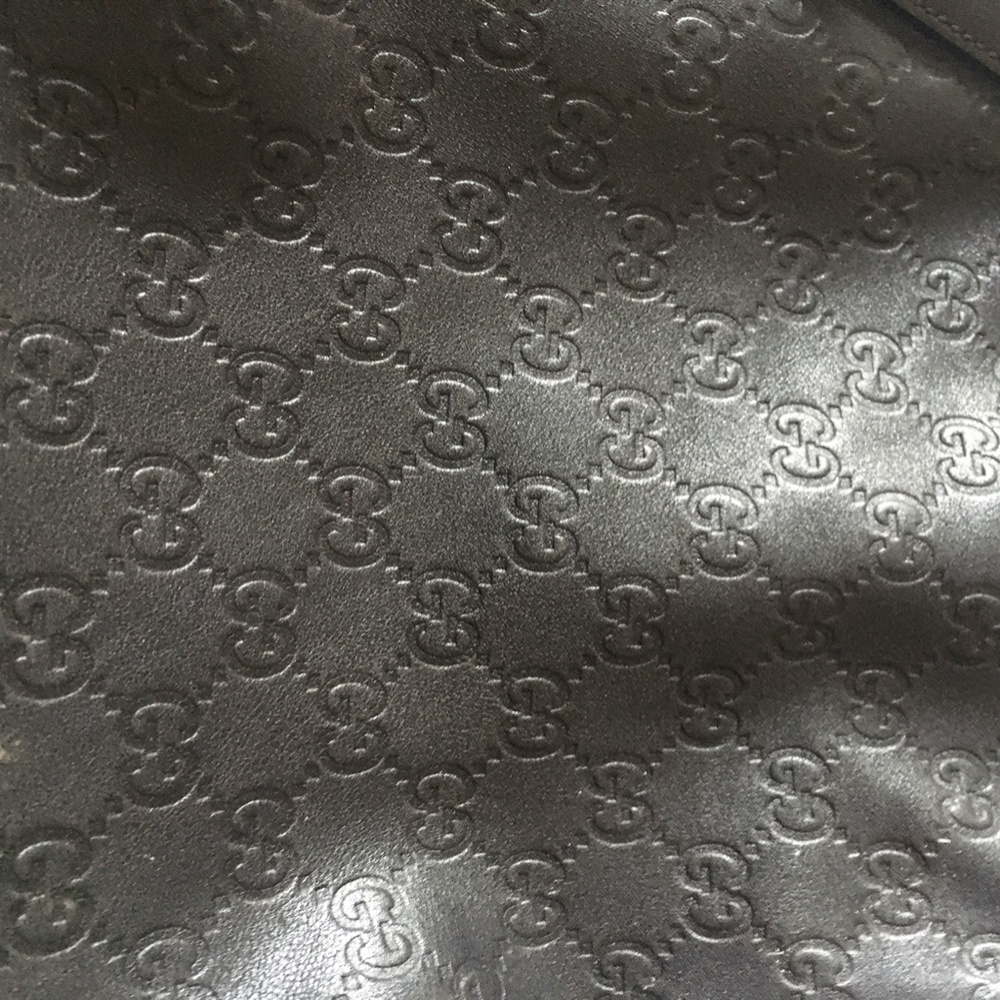 Gucci Black Embossed Leather Tote - Picture 5 of 11